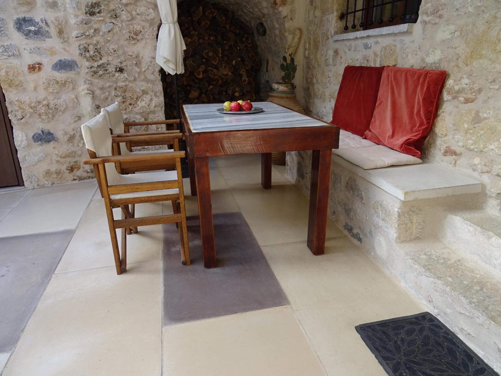 Aspasia House Oitilon Luaran gambar